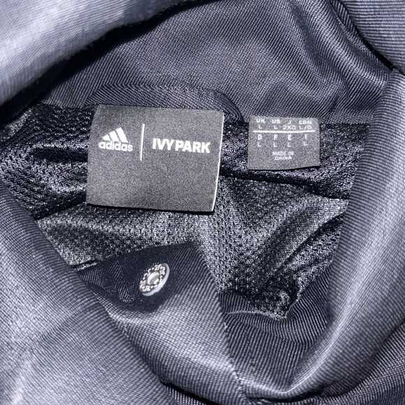 Adidas x IVY PARK Convertible Track Jacket! - Picture 5 of 6